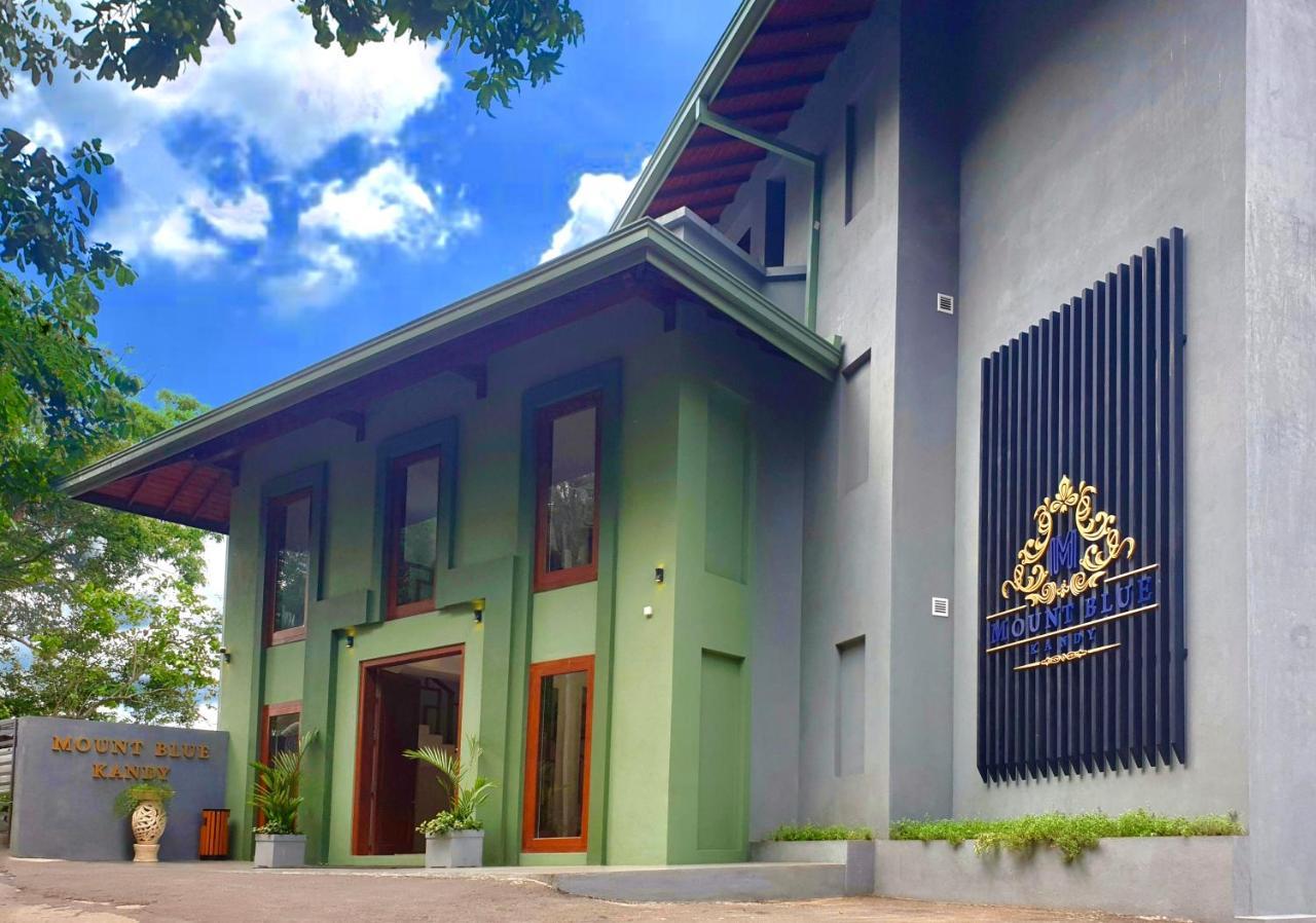 Mount Blue Kandy Bagian luar foto